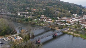 Crues dans le Lot : pic attendu ce jeudi, fermeture annoncée du pont provisoire entre Castelfranc et Anglars-Juillac