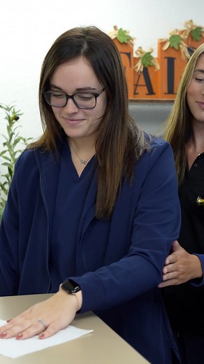 At THRIVE, everyone is willing to jump in and lend a hand. #teamworkmakesthedreamwork | Thrive Health & IV Therapy