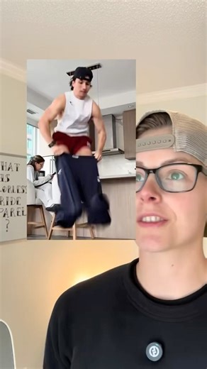 Screen Printing a t-shirt start to finish #screenprinting #tshirt #tshirt printing #smallbusiness