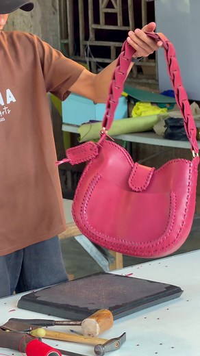 Full Crafting Video: Creative Mug Designs