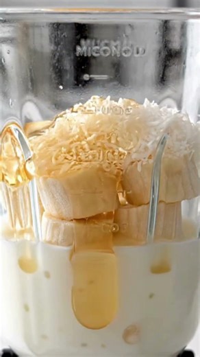 Genius Coconut Smoothie | Creamy & Refreshing #smoothies #coconutsmoothie #healthyrecipes