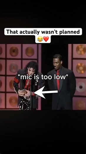 MICHAEL JACKSON BEGS EDDIE MURPHY TO FIX HIS MIC | EDDIE PROBABLY SECRETLY SET THAT UP LIKE THAT 😂