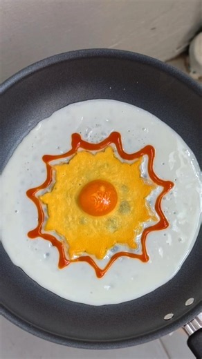 Sun Fried Egg😋🍳 #food #egg #cooking