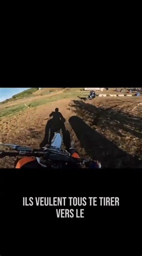 il faix toujours se relever .#moto #motocross #rider