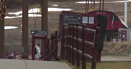 'Pray for snow,' Park City businesses feeling the pain of snowless start to season