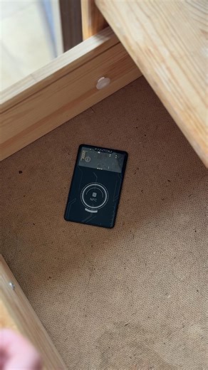 Maria | Just got my hands on the Fantom Wallet Rechargeable Tracker Card and I’m actually obsessed 😍 @fantomwallet It’s slim, rechargeable,... | Instagram