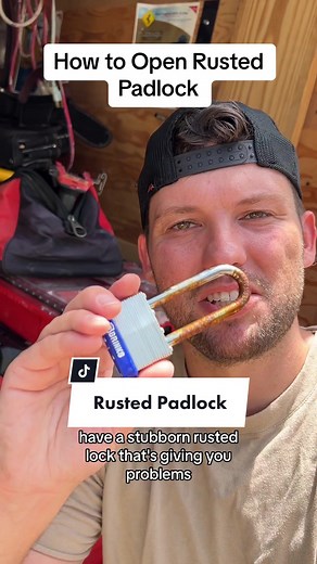 How to open a rusted padlock #wd40 #padlock #diy #wd40hacks #fyp