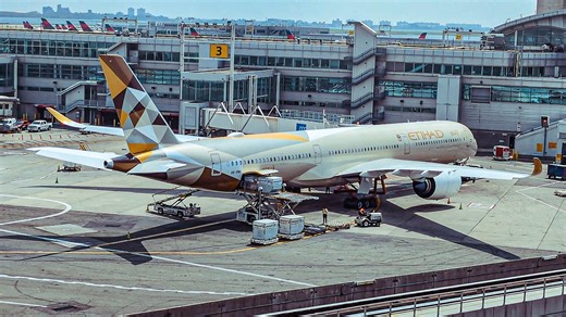 How Cabin Crew Rest & Sleep On The Airbus A350-1000