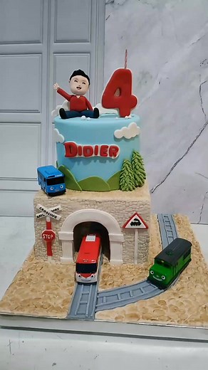 Titipo the Train Birthday Cake Ideas for Kids