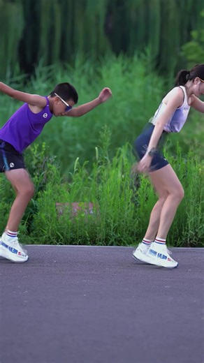 Preparing for a run with the child#running #runner #runnerlife #run #runningtips