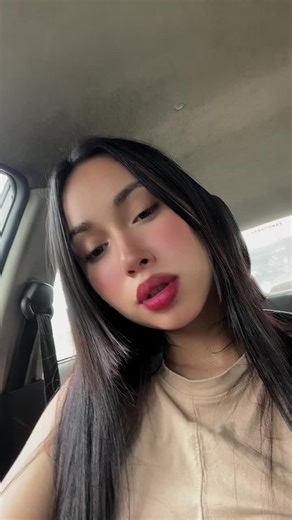 Vídeos de Laura V Grajales (@lauravgrajales) con «Orilla - 8belial & Bad Gyal & Virtual Flavor»