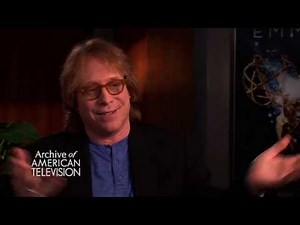 Bill Mumy discusses working with Jonathan Harris - EMMYTVLEGENDS.ORG