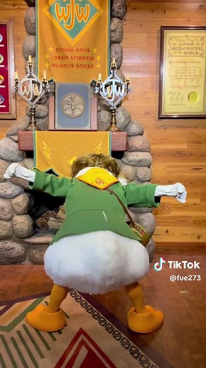 ドナルドダックのおしりフリフリショー