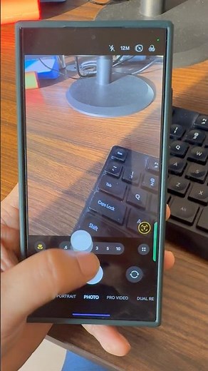 Floating camera control