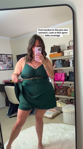 Apron belly friendly swimsuits are so hard to find! I had to stop and show you this belly flattering