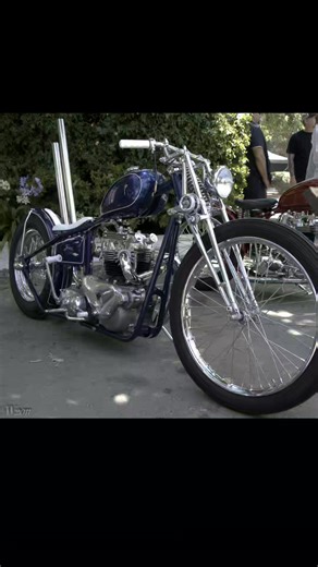 Best Custom Triumph Chopper 🇬🇧💙🇺🇸 #triumph #triumphuk #bobber #chopper #vintagetriumph #triumphcustoms #bobberstyle #chopperstyle #triumphamerica | Dream Drives