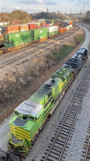 The Glow Worm goes under Bridge !!! #norfolksouthernrailway #sd70ace #heritageunits #1072 #altoona