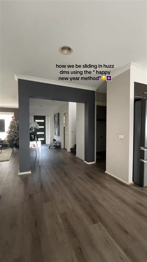 How to Slide into DMs with the Happy New Year Method