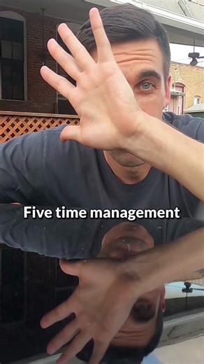 5 Timeless Time Management Tips from the Stoics