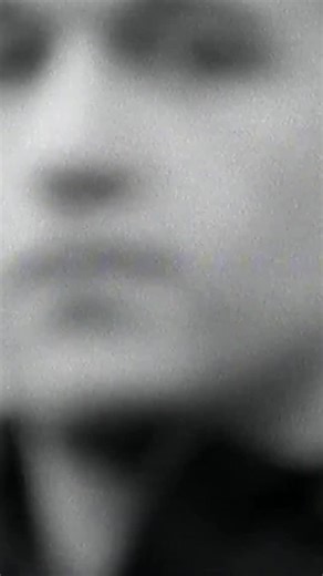 MJ Cole tells the story behind his UKG classic, ‘Sincere’ 🌟 A classically trained artist, MJ Cole gives us an insight into his early years discovering electronic music, and how at first he didn’t have an interest in house of garage at all. ‘Sincere’ was made in 1998, abd subsequently picked up by Pete Tong, before later being signed by Giles Paterson’s Talking Loud. The single broke into the Top 40 UK charts and when ‘Sincere’ was released on MJ Cole’s debut album of the same name two years lat