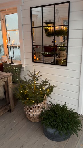 229K views · 4.7K reactions | Ønsker deg en magisk fin torsdag fra hytta癩癩癩 Snø her på fjellet i dag og det skulle komme snø hjemme så neste uke skal jeg fullføre hagestua⭐️ Film fra 2023❤️ | Gårdstunet Skogheim | Facebook