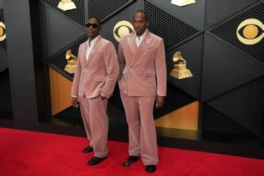 VB rap duo Clipse wins Best Rap Performance for “Chains and Whips” at Grammys