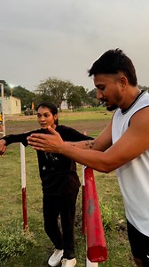 204K views · 10K reactions | ये क्या कर रही है 﫵 | Force Academy Physical Offical Youtube Page | Facebook