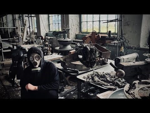 Exploring an abandoned factory mill left forgotten