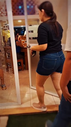 🔥 El sabor que une a las familias está en El Gallo Pinto de Tito 🔥 Nada como compartir un buen asado con quienes más quieres. ❤️ Disfruta de ese toque único que solo aquí encontrarás… jugoso, tierno y con el auténtico sabor de casa. 🍖🔥 📍 Estamos en Roldós y Av. 5 de Junio – Babahoyo 🕔 Atención de miércoles a sábado desde las 17H00 #ElGalloPintoDeTito #AsadosConSabor #Babahoyo #MomentosEnFamilia #SaborQueUne | El Gallo Pinto de Tito - Parrillada