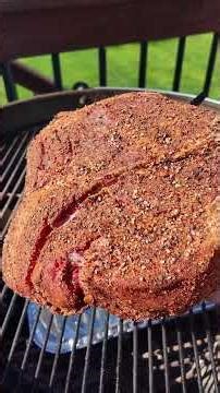 Chuck Roast using the Snake Method on the Kettle!