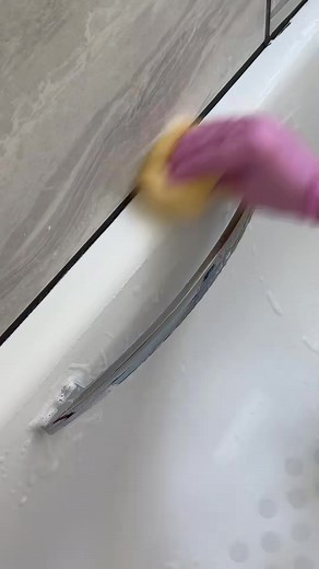 Pressing refresh for a calm start 🥰🧡 #asmr #reset | Sophiie Cleaning