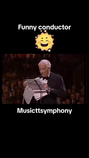 Hilarious Conductor Fails to Keep Straight Face 🤣