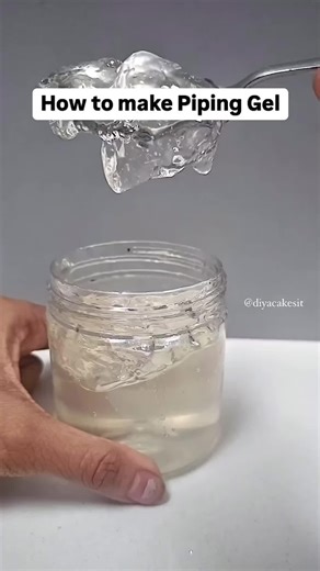 Credit:diyacakesit Piping gel or Clear gel is a glaze that I use for almost all my realistic cake when I have to add a natural thick shine. It can be use to create water, mirror glaze, shine on food cakes. ✔You can mix it with colour and spirit to get a shiny paint. It also works brilliantly as a glue! The uses are endless!!! ✔ Iwanted to share how easy it is to make if you don't have the shop bought piping gel at at home. 1 tea spoon gelatine 1 tablespoon water 1 cup corn syrup Mix the water an
