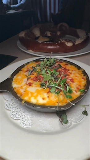 Cozy up in one of NYC's most festive outdoor spaces! 🍻 Loreley Beer Garden transforms its large outdoor area with countless holiday lights and has some of the city's cutest seasonal drinks. Enjoy that cozy German beer garden vibe right in the middle of the city. Cheers to holiday cheer! #LoreleyBeerGarden #NYCHolidays #OutdoorDining #FestiveDrinks #GermanBeer #CozyVibes #NYC Read here ---> https://tinyurl.com/2k8eerzr #nyc #newyork #newyorkcity #welcomeguidenyc #GoVisitGuide #TheWelcomeGuide #T