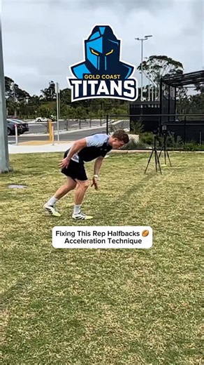 How I fixed new titans signing Jhett Sydirs acceleration technique #rugbyleague #accelerationdrills #sprintingtechnique #nrl #gctitans | Brandan Jones - NRL Speed & Agility Coach