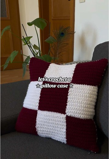 Crochet a Cute Pillow Case with Zipper Addition