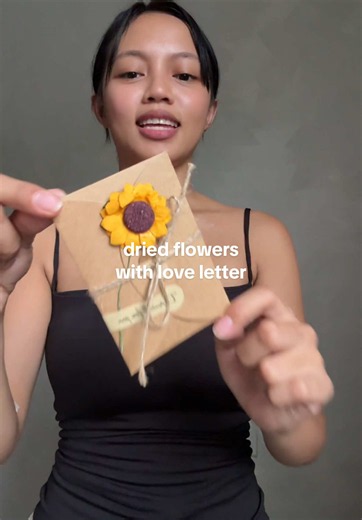 Dried Flowers with Love Letter: Cute Father’s Day Gift
