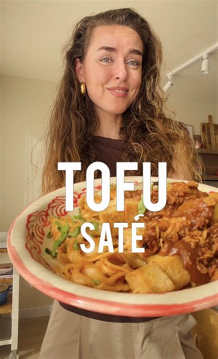 Heerlijke Tofu Saté met Snelle Pinda-Noodles