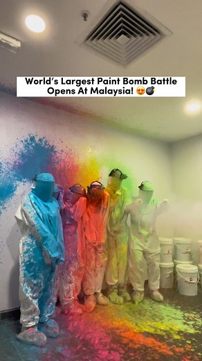 The world's Largest paint bomb battle and First-ever in Asia opens in KL! 😍💣 . 📌 Bomb Battle is an interactive paint bomb experience with 5 fully immersive games to complete🏃‍♂️🔥. Failing to defuse the bomb in time results in a burst of vibrant colours as players are drenched in paint. 🎨💥 . 🔗 Book Tickets: Link In Instagram Bio . Bomb Battle 📍07-96, 7th Floor, Entertainment Podium, Berjaya Times Square, No.1, Jalan Imbi 55100 KL ✅ 10am - 10pm (Daily) . #bombbattle #getblasted #thebombba