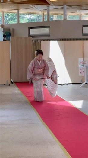 着物！所作美学！和傘舞い！女性の帝王学 #着物 #山内豊翠 #kimono