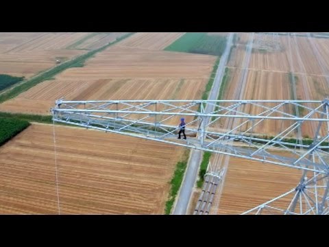 Daredevil: Barehanded Worker of Ultra-high Voltage Live-line in China