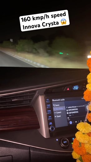 Innova Crysta 160 kmp/h top speed ||#shorts #shorts #viral #innova #scorpio