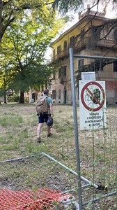 I visited this long-abandoned castle. There are no longer any objects to see inside, but it is still a very interesting place to visit. The wall and ceiling paintings are impressive. The imposing staircases are also beautiful to look at. #urbex #urban #fblifestyle #urbanexploration #hiddengems | Decay Addiction