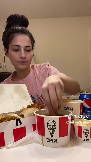 Ultimate KFC Mukbang Feast with Crunchy Chicken, Gravy, and Soda