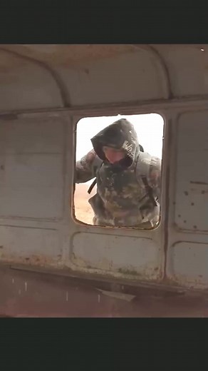 Bushcraft in Blizzard and Snow #bushcraft #build #camp #camping #survival #shelter #wildlife #outdoors #outdoor #viral #fyp #foryou #viral | Bush Craft