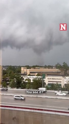 Tornado Touches Down In Houston, Unnerves Texans: ‘That’s Crazy’