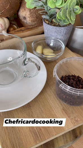Mix Cloves and Garlic 🧄 The Secret Nobody Will Ever Tell You ~ Thank me later #chefricardocooking. #recipe #tea #clove #garlic #reel #newrecipe | Chef Ricardo Cooking