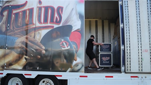 Twins Spring Training Update: Pitchers & catchers report, reunion, broadcast schedule