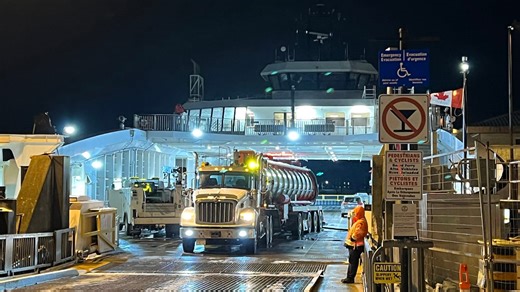 Conflicting reports reveal fresh information about the Wolfe Island Ferry crash