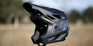 Probamos el Fox Dropframe Pro, el casco MTB semi integral de alta protección